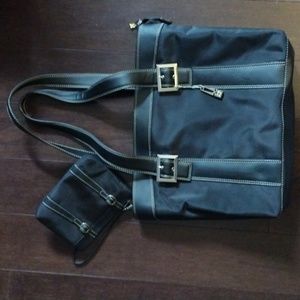 SWISSGEAR "DIANA" WOMEN'S BUSINESS TOTE BAG WITH PADDED COMPARTMENT FOR COMPUTER